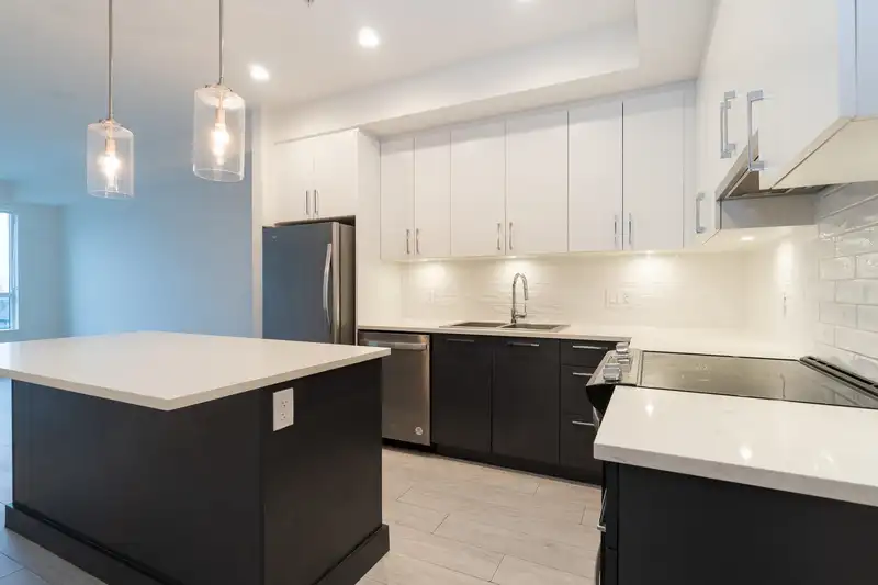 B419 20834 80 AVENUE - photo 3 of 28
