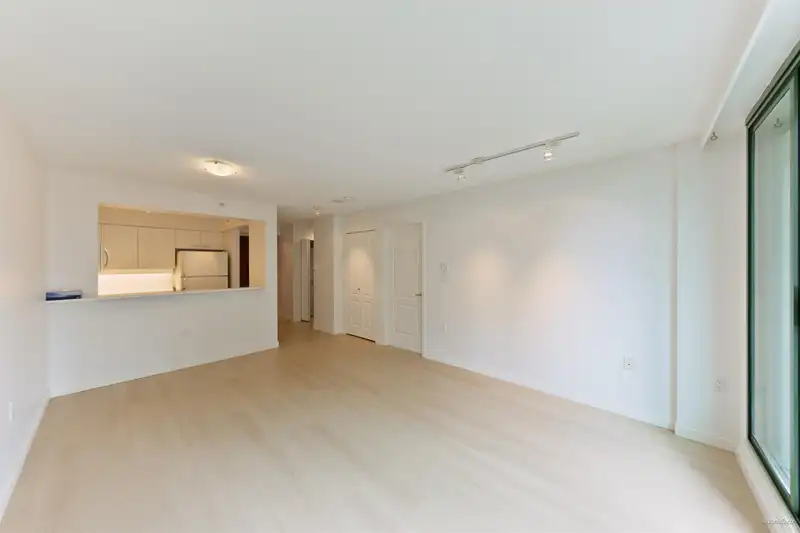 502 7380 ELMBRIDGE WAY - photo 2 of 13