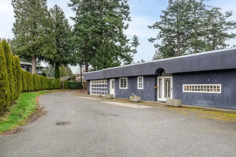 58 TSAWWASSEN BEACH ROAD - photo 4 of 15