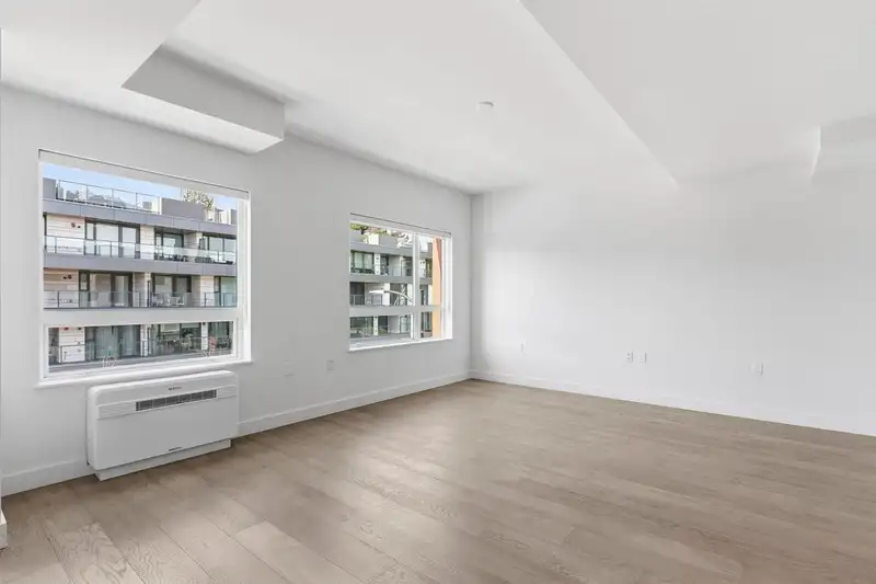307 3590 W 39TH AVENUE - photo 2 of 35