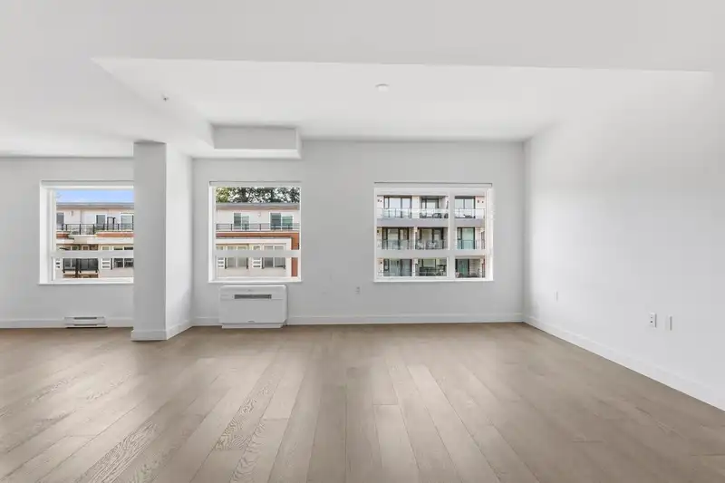 307 3590 W 39TH AVENUE - photo 3 of 35