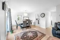 38 889 TOBRUCK AVENUE - thumbnail 17