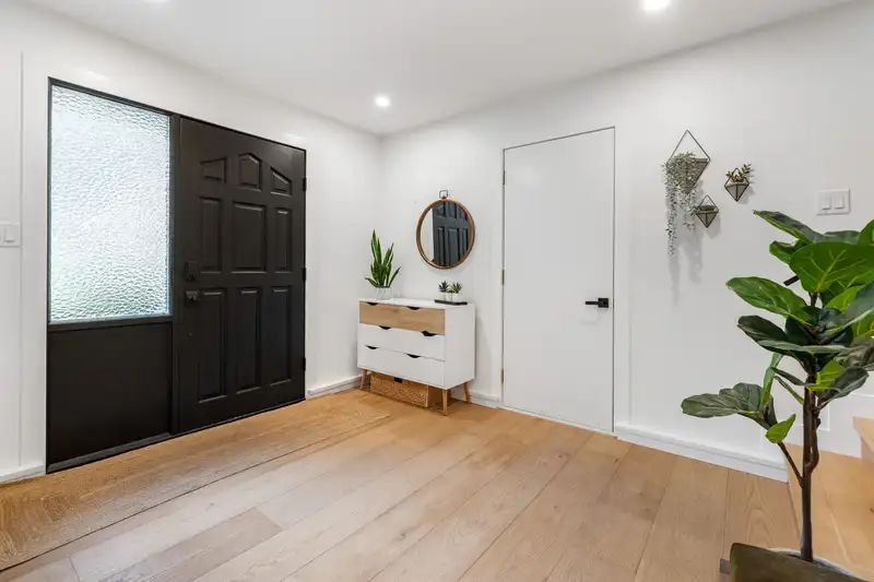 12751 27A AVENUE - photo 4 of 39