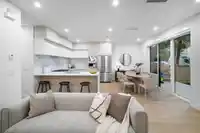 1 2386 E 45TH AVENUE - thumbnail 2