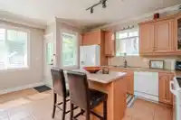 1546 E 2ND AVENUE - thumbnail 16