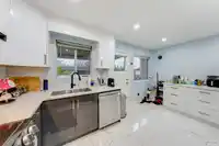 249 PEMBINA STREET - thumbnail 16