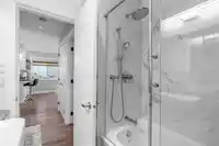 2576 E 27TH AVENUE - thumbnail 14