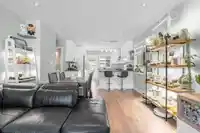 2576 E 27TH AVENUE - thumbnail 3