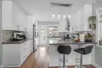 2576 E 27TH AVENUE - thumbnail 6