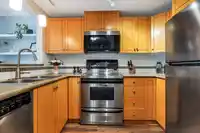 13 1073 LYNN VALLEY ROAD - thumbnail 9