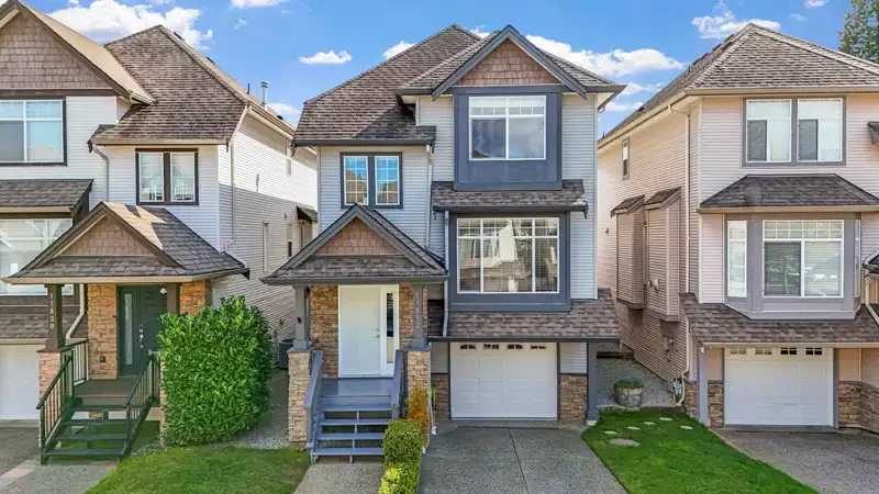 11812 191A STREET - photo 1 of 33