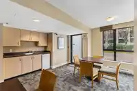1209 3588 CROWLEY DRIVE - thumbnail 4