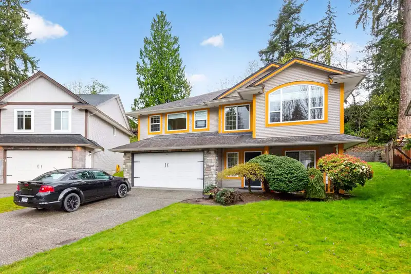 11561 238A STREET - photo 1 of 36