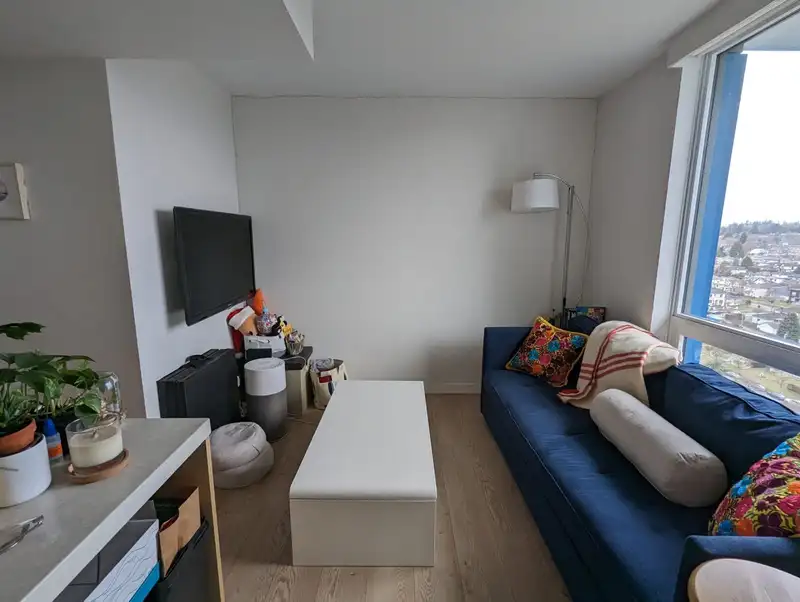 2004 8189 CAMBIE STREET - photo 2 of 14