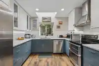 7 240 E KEITH ROAD - thumbnail 18