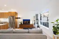 13 533 E 3RD STREET - thumbnail 5