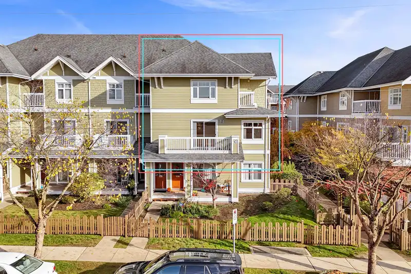 157 7388 MACPHERSON AVENUE - photo 1 of 28