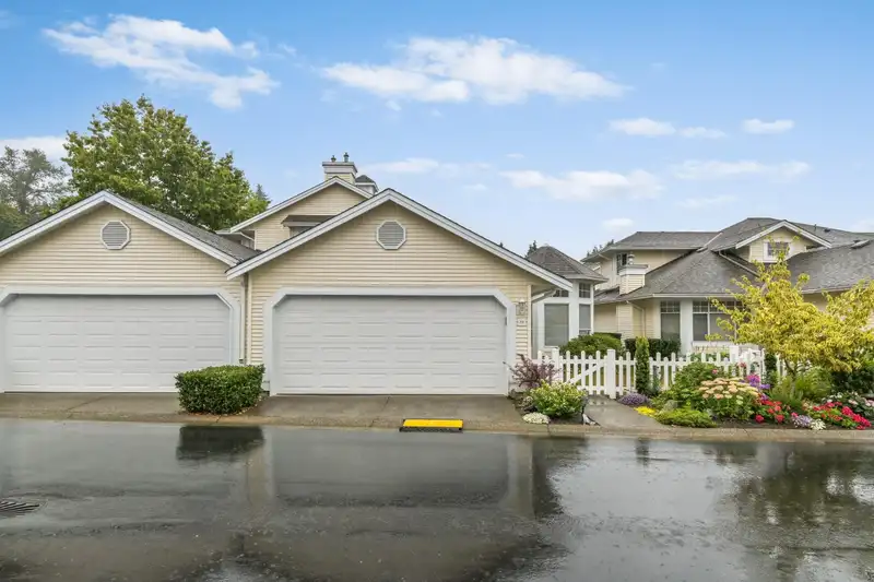 23 9208 208 STREET - photo 2 of 35