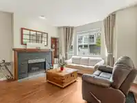 76 7501 CUMBERLAND STREET - thumbnail 2