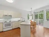 76 7501 CUMBERLAND STREET - thumbnail 5