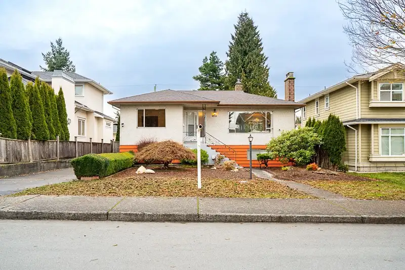 6779 ELWELL STREET - photo 1 of 33
