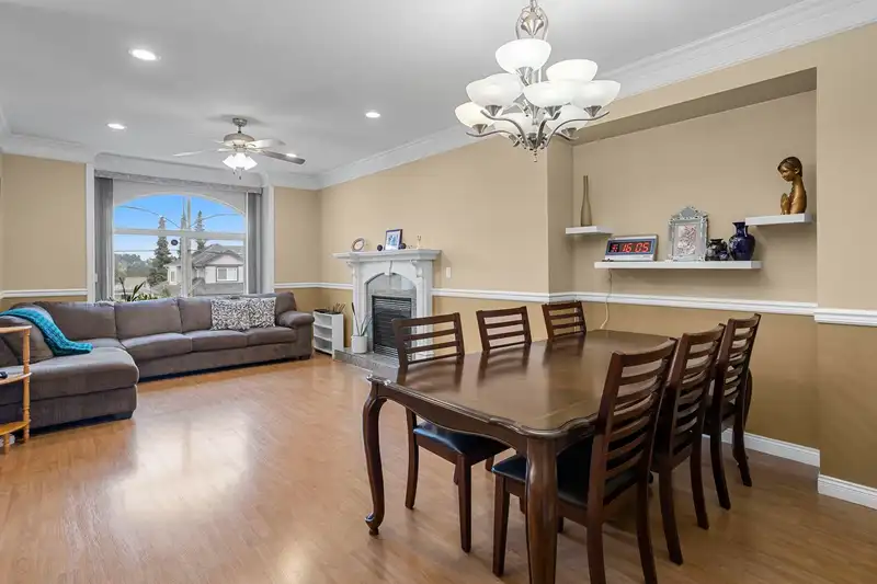 9309 134 STREET - photo 4 of 40