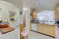 307 8495 JELLICOE STREET - thumbnail 3