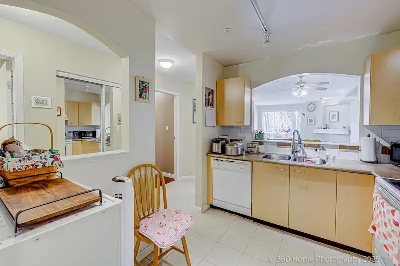 307 8495 JELLICOE STREET - photo 3 of 22