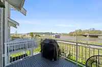 14 5551 ADMIRAL WAY - thumbnail 1