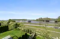 14 5551 ADMIRAL WAY - thumbnail 31