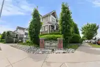 24 2799 ALLWOOD STREET - thumbnail 1