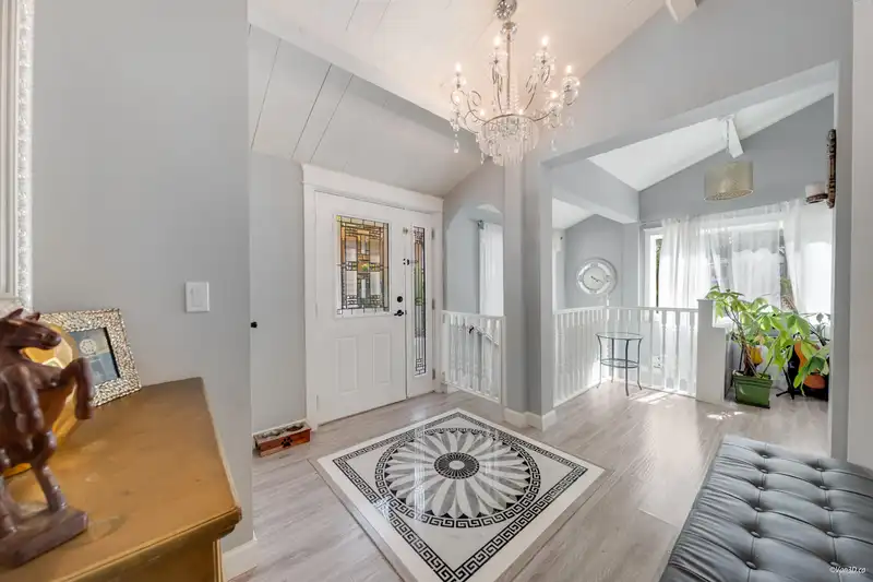 3870 EMERALD DRIVE - photo 3 of 40