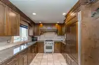 32155 CLINTON AVENUE - thumbnail 11