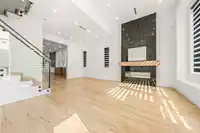 7633 ROSEWOOD STREET - thumbnail 3
