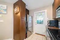 45 7370 STRIDE AVENUE - thumbnail 11