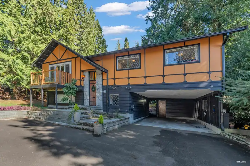 5325 MARINE DRIVE - photo 2 of 33