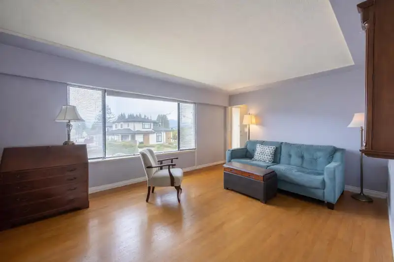 7620 FORMBY STREET - photo 1 of 9