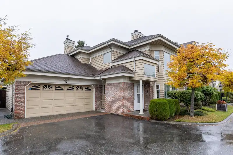4 7760 BLUNDELL ROAD - photo 1 of 28
