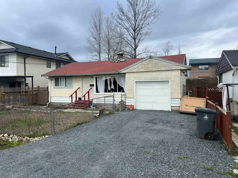 12875 114A AVENUE - photo 3 of 12