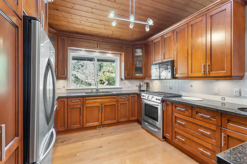 23808 58A AVENUE - photo 4 of 40
