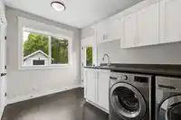 8973 MACKIE STREET - thumbnail 9