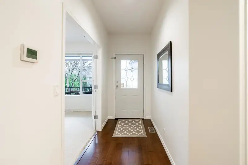 6119 166A STREET - photo 4 of 38
