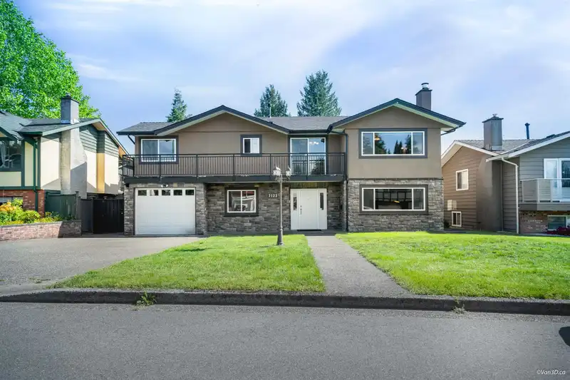 7122 PAULUS COURT - photo 1 of 40
