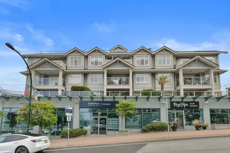 105 15621 MARINE DRIVE - photo 1 of 40
