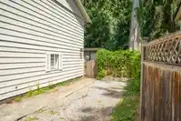 19745 38A AVENUE - thumbnail 34