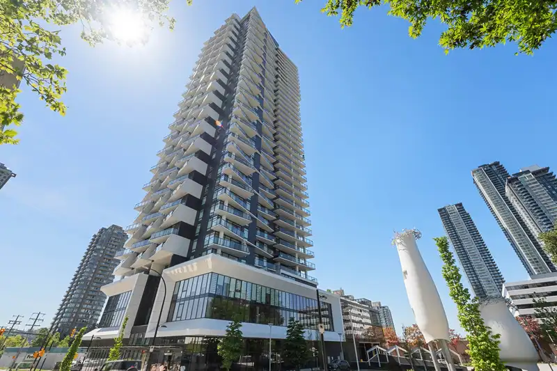1206 2181 MADISON AVENUE - photo 1 of 22