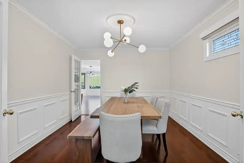 5551 FLOYD AVENUE - photo 4 of 39
