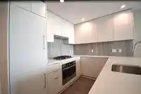 1001 5051 IMPERIAL STREET - thumbnail 9