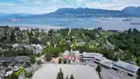 4399 LOCARNO CRESCENT - thumbnail 4