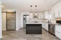 410 13939 LAUREL DRIVE - thumbnail 1